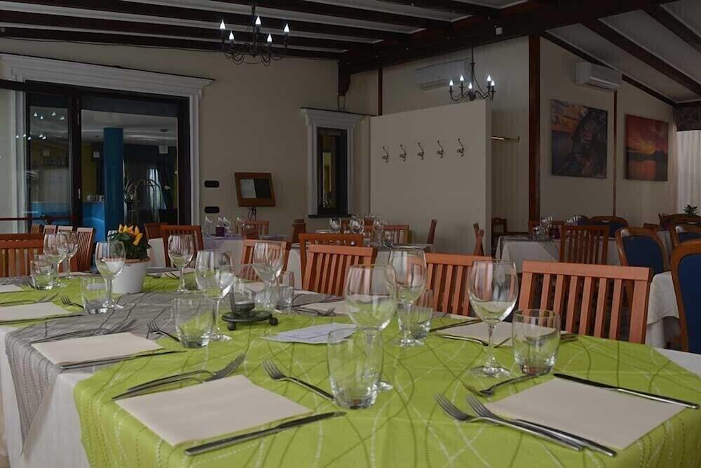 Costa Hotel Pompei Esterno foto